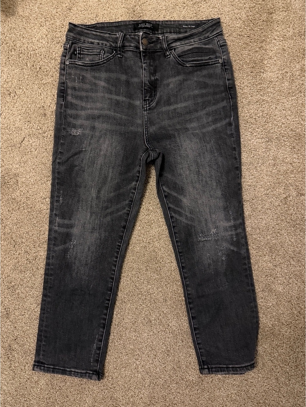 Judy Blue Skinny Fit Capri Jeans Size 9/29 Black Distressed Denim